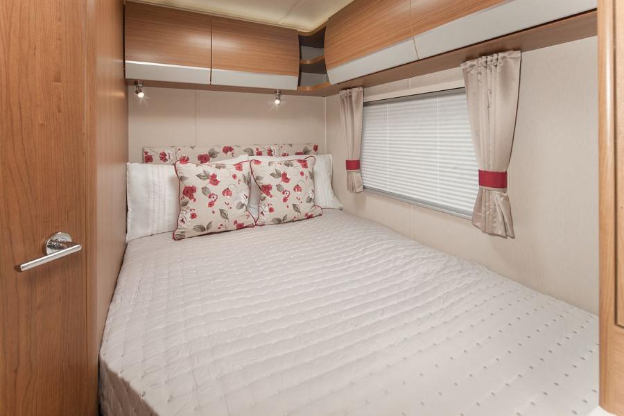 Интерьер Auto-Trail Imala 715 2014 года  (фото 5 из 6)